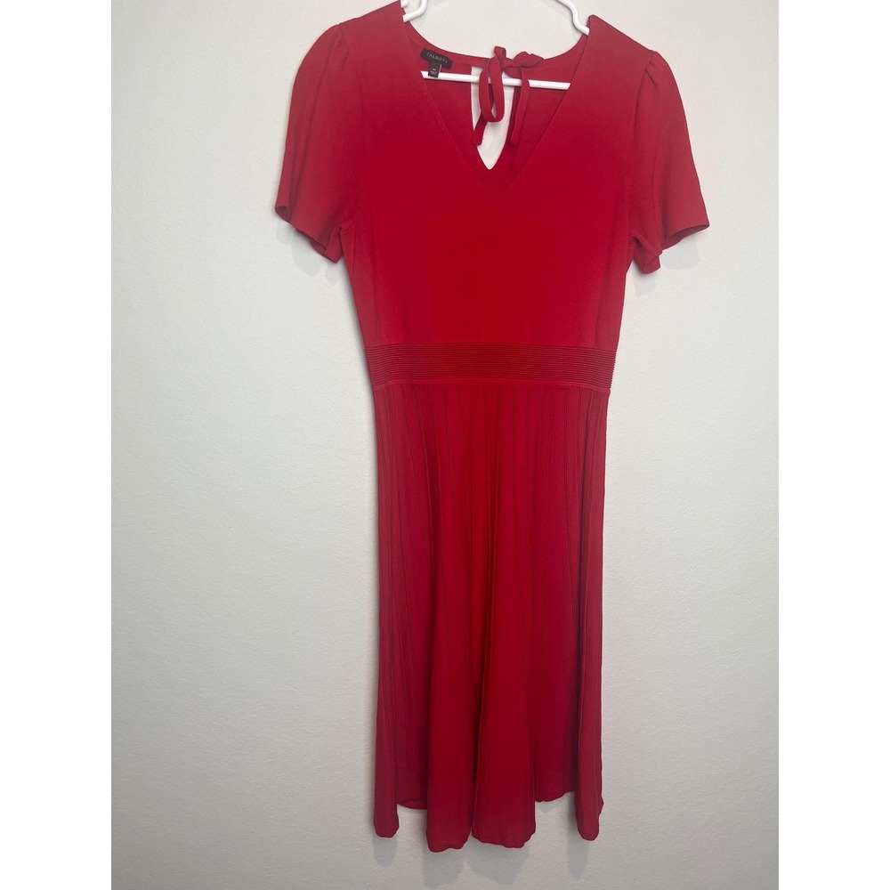 Talbots Dress Womens M Red Knit V Neck Short Sleeve Fit & Flare Pleated